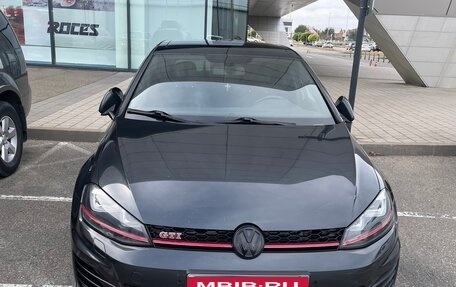 Volkswagen Golf GTI VII, 2017 год, 2 500 000 рублей, 1 фотография