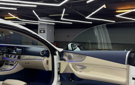 Mercedes-Benz E-Класс, 2018 год, 4 500 000 рублей, 12 фотография