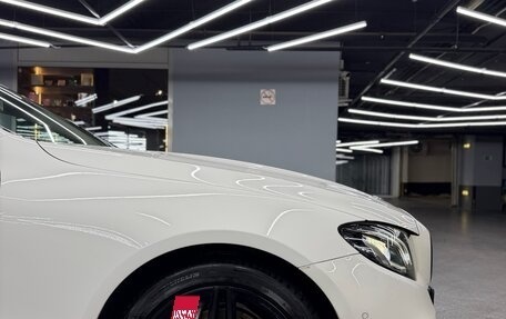 Mercedes-Benz E-Класс, 2018 год, 4 500 000 рублей, 10 фотография