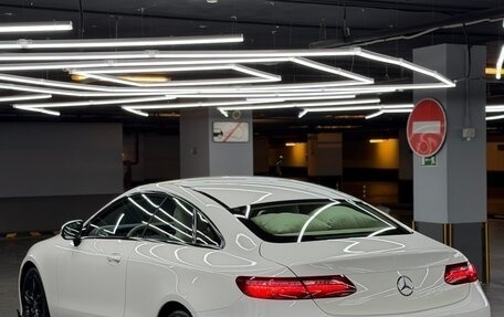 Mercedes-Benz E-Класс, 2018 год, 4 500 000 рублей, 7 фотография