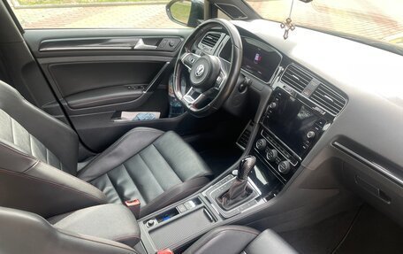 Volkswagen Golf GTI VII, 2017 год, 2 500 000 рублей, 8 фотография