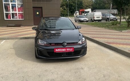Volkswagen Golf GTI VII, 2017 год, 2 500 000 рублей, 3 фотография