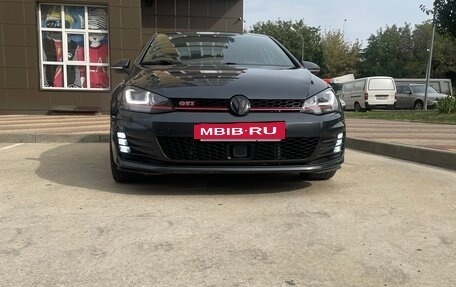 Volkswagen Golf GTI VII, 2017 год, 2 500 000 рублей, 2 фотография