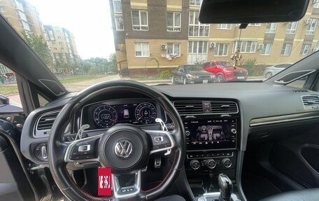 Volkswagen Golf GTI VII, 2017 год, 2 500 000 рублей, 11 фотография