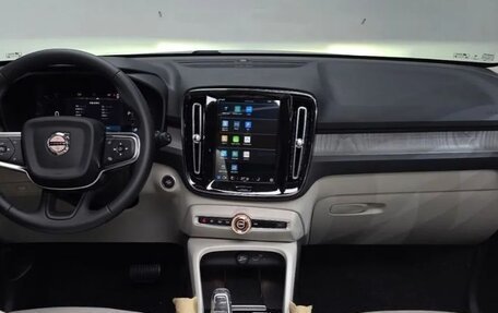 Volvo XC40 I, 2024 год, 5 174 082 рублей, 5 фотография