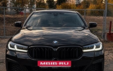 BMW 5 серия, 2019 год, 2 450 000 рублей, 8 фотография