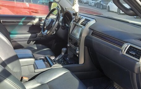 Lexus GX II, 2019 год, 6 000 000 рублей, 9 фотография