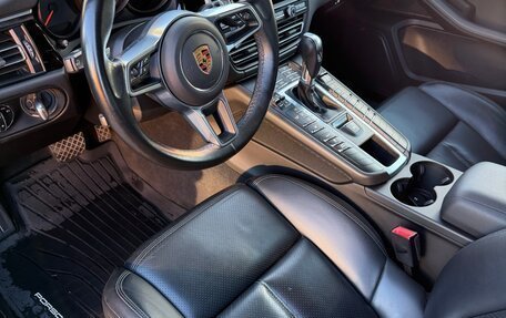 Porsche Macan I рестайлинг, 2021 год, 4 850 000 рублей, 7 фотография