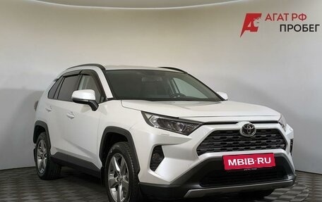 Toyota RAV4, 2021 год, 3 650 000 рублей, 3 фотография