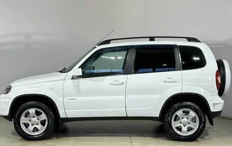 Chevrolet Niva I рестайлинг, 2017 год, 895 000 рублей, 11 фотография