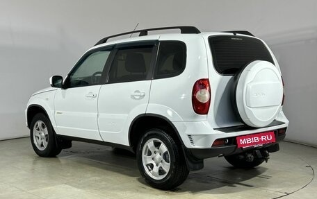 Chevrolet Niva I рестайлинг, 2017 год, 895 000 рублей, 10 фотография