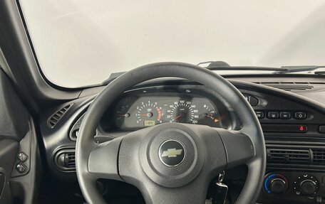 Chevrolet Niva I рестайлинг, 2017 год, 895 000 рублей, 17 фотография