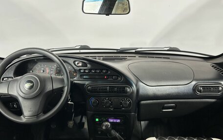 Chevrolet Niva I рестайлинг, 2017 год, 895 000 рублей, 18 фотография