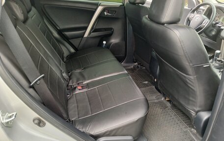 Toyota RAV4, 2016 год, 1 870 000 рублей, 10 фотография