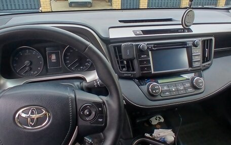 Toyota RAV4, 2016 год, 1 870 000 рублей, 16 фотография