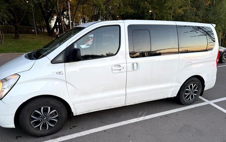 Hyundai Grand Starex Grand Starex I рестайлинг 2, 2008 год, 1 250 000 рублей, 2 фотография