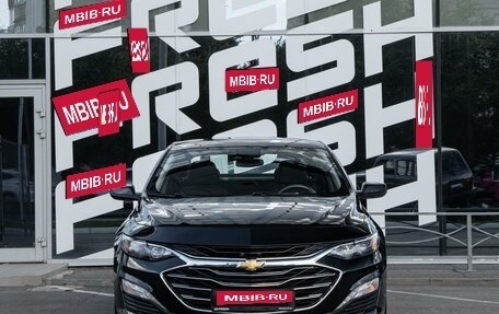 Chevrolet Malibu IX, 2019 год, 1 500 000 рублей, 3 фотография