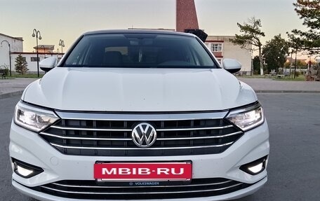 Volkswagen Jetta VII, 2020 год, 1 850 000 рублей, 2 фотография