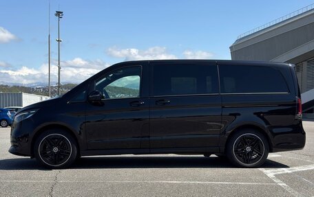Mercedes-Benz V-Класс, 2024 год, 20 000 000 рублей, 5 фотография