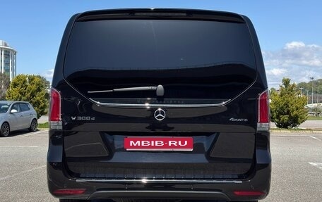 Mercedes-Benz V-Класс, 2024 год, 20 000 000 рублей, 4 фотография