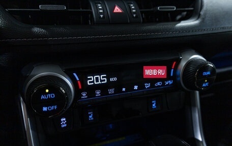 Toyota RAV4, 2021 год, 3 289 900 рублей, 19 фотография