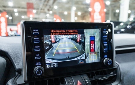 Toyota RAV4, 2021 год, 3 289 900 рублей, 18 фотография