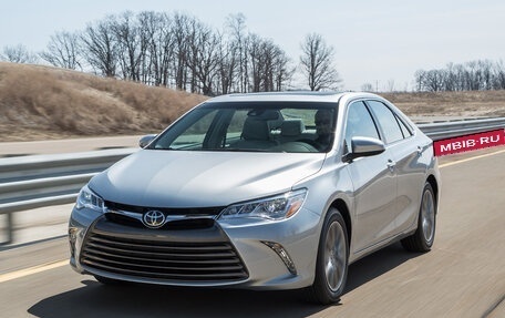 Toyota Camry, 2016 год, 2 120 000 рублей, 1 фотография