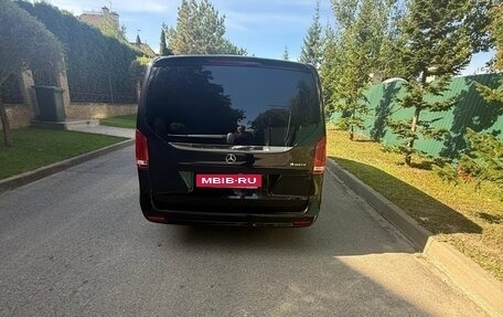 Mercedes-Benz V-Класс, 2021 год, 6 950 000 рублей, 3 фотография