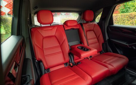 Porsche Cayenne III, 2019 год, 4 590 000 рублей, 20 фотография