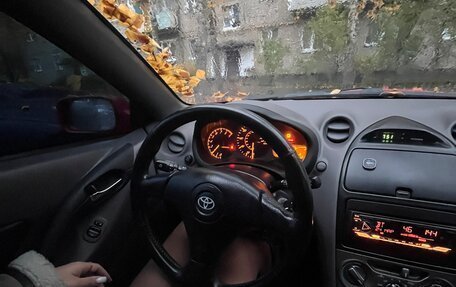 Toyota Celica VII рестайлинг, 2000 год, 750 000 рублей, 6 фотография