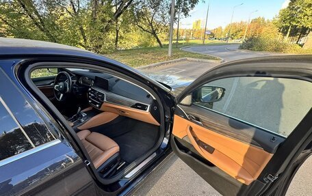 BMW 5 серия, 2019 год, 3 650 000 рублей, 12 фотография