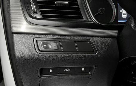 Hyundai Sonata VII, 2018 год, 1 620 000 рублей, 21 фотография