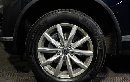 Volkswagen Touareg III, 2015 год, 2 731 000 рублей, 9 фотография