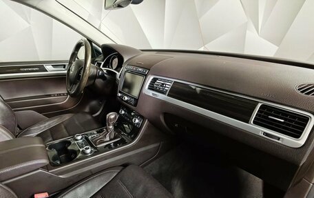 Volkswagen Touareg III, 2015 год, 2 731 000 рублей, 13 фотография