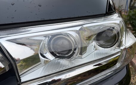 Toyota Land Cruiser 200, 2018 год, 6 800 000 рублей, 9 фотография