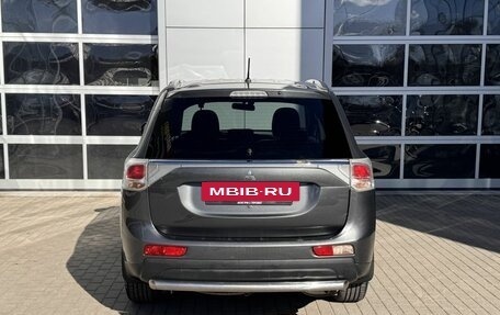 Mitsubishi Outlander III рестайлинг 3, 2013 год, 1 020 000 рублей, 6 фотография