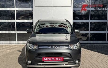Mitsubishi Outlander III рестайлинг 3, 2013 год, 1 020 000 рублей, 2 фотография