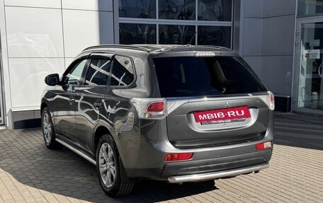 Mitsubishi Outlander III рестайлинг 3, 2013 год, 1 020 000 рублей, 5 фотография