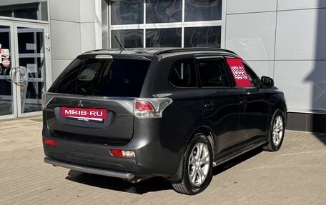 Mitsubishi Outlander III рестайлинг 3, 2013 год, 1 020 000 рублей, 7 фотография