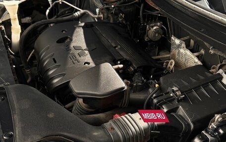 Mitsubishi Outlander III рестайлинг 3, 2013 год, 1 020 000 рублей, 20 фотография