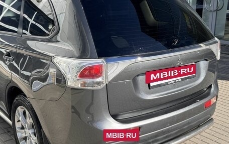 Mitsubishi Outlander III рестайлинг 3, 2013 год, 1 020 000 рублей, 22 фотография