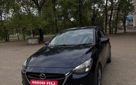 Mazda Demio IV, 2017 год, 750 000 рублей, 2 фотография