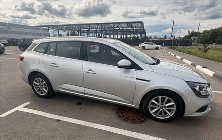 Renault Megane IV, 2018 год, 1 350 000 рублей, 4 фотография