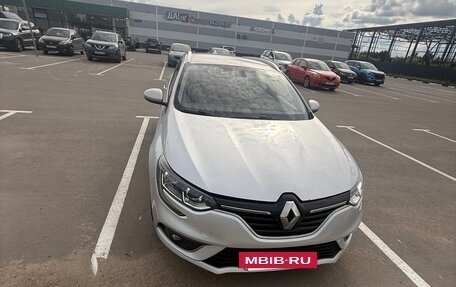 Renault Megane IV, 2018 год, 1 350 000 рублей, 7 фотография