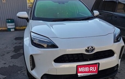 Toyota Yaris Cross, 2020 год, 1 900 000 рублей, 1 фотография
