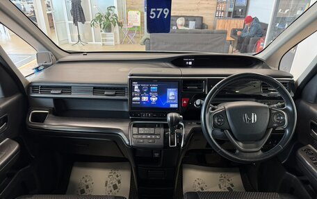 Honda Stepwgn IV, 2016 год, 2 089 000 рублей, 16 фотография