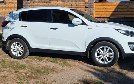 KIA Sportage III, 2012 год, 1 300 000 рублей, 2 фотография