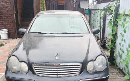 Mercedes-Benz C-Класс, 2001 год, 530 000 рублей, 1 фотография