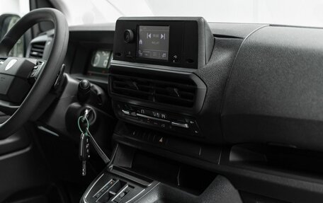 Peugeot Traveller I, 2025 год, 6 250 000 рублей, 35 фотография