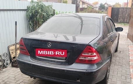 Mercedes-Benz C-Класс, 2001 год, 530 000 рублей, 4 фотография